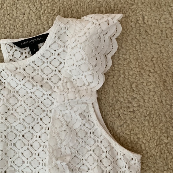 Lace Banana Republic short top size S. - Picture 2 of 3
